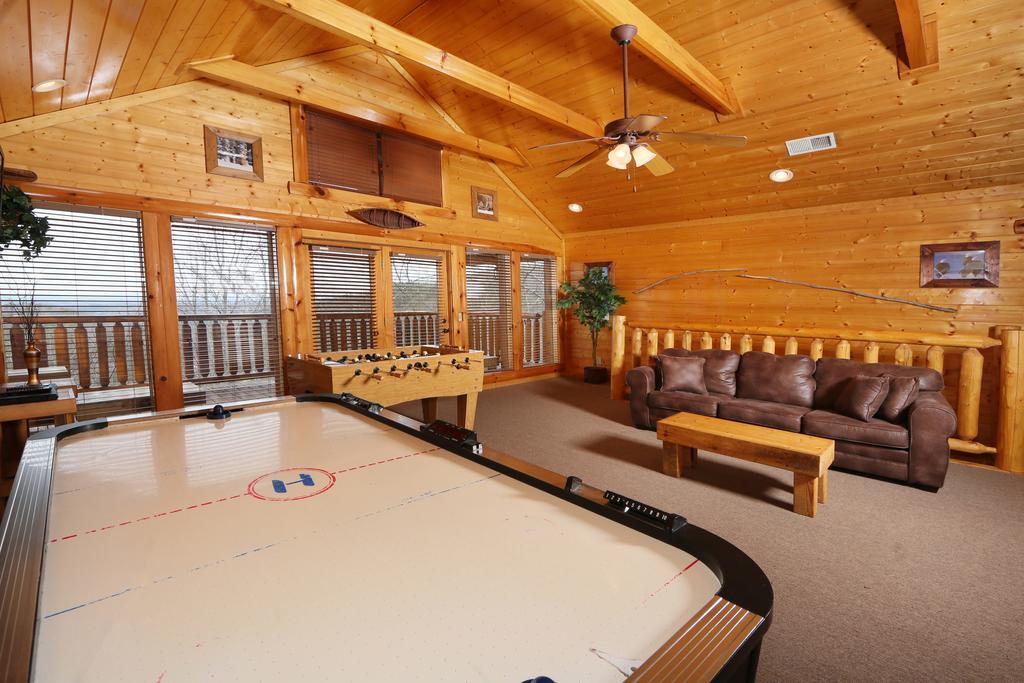 Rising Eagle Lodge - Eight Bedroom Pigeon Forge Exterior foto
